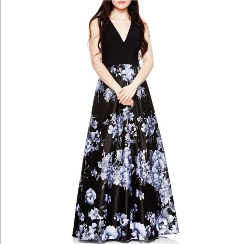 NWOT Betsy & Adam Black Floral V-Neck Ballgown